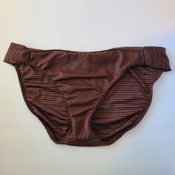 💜Mossimo Bikini Bottom - Picture 3 of 8